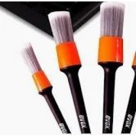EVOX KIT DE PINCEIS DE DETALHAMENTOS AUTO PARTES INTERNAS 5 UN